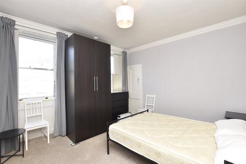 2 bedroom apartment to rent, Gay Street, Somerset BA1