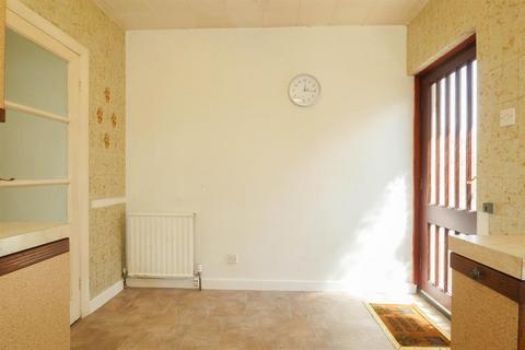 2 bedroom detached bungalow for sale, Gain Lane, Bradford, BD3