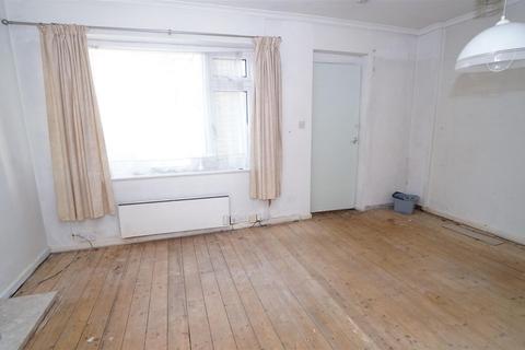 3 bedroom townhouse for sale, Summerbridge Crescent, Eccleshill,  Bradford