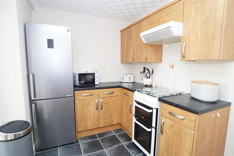 2 bedroom semi-detached house for sale, Woodfield Close, Idle, Bradford