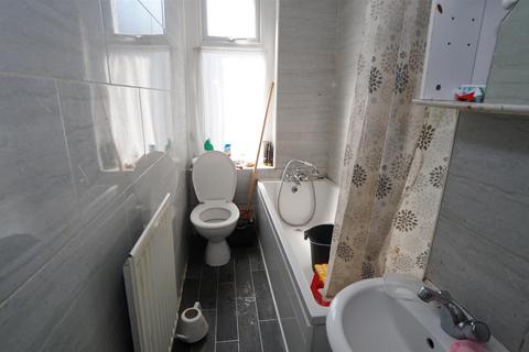 3 bedroom terraced house for sale, Grenfell Road, Bradford