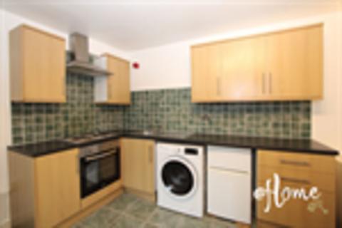 Studio to rent, Park Crescent, Bradford