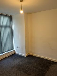 2 bedroom apartment to rent, Leeds Road, Bradford, BD1