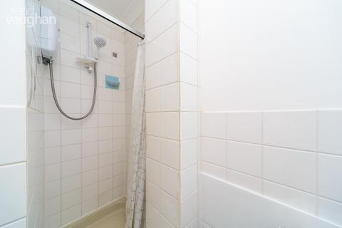 Studio to rent, Lorna Road, Hove, East Sussex, BN3