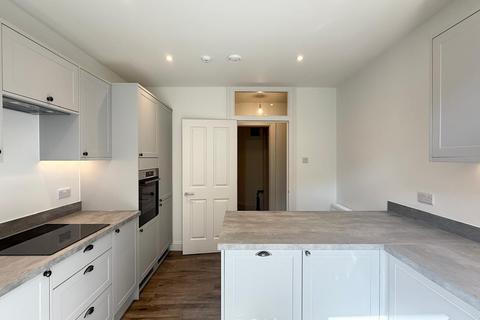2 bedroom flat to rent, Wilbury Road, Hove