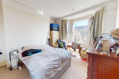 1 bedroom flat to rent, Holland Road, Hove, BN3