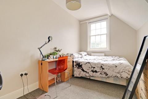 6 bedroom maisonette to rent, Preston Road, Brighton