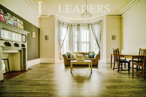 2 bedroom flat to rent, Dyke Road