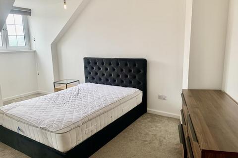 2 bedroom flat to rent, Duff Street, Top Floor, AB24
