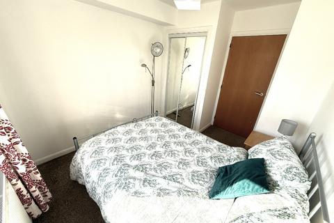 2 bedroom flat to rent, Midstocket View, West End, Aberdeen, AB15