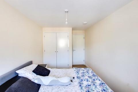 2 bedroom apartment to rent, 136A Wells Road, Bath