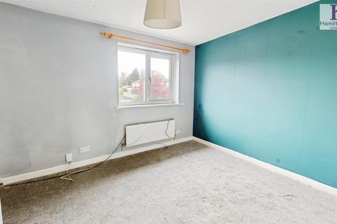 2 bedroom townhouse for sale, Danby Avenue, Bradford, BD4